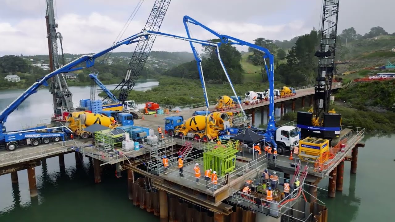 Building massive foundations in the river for New Zealand's first extradosed bridge.