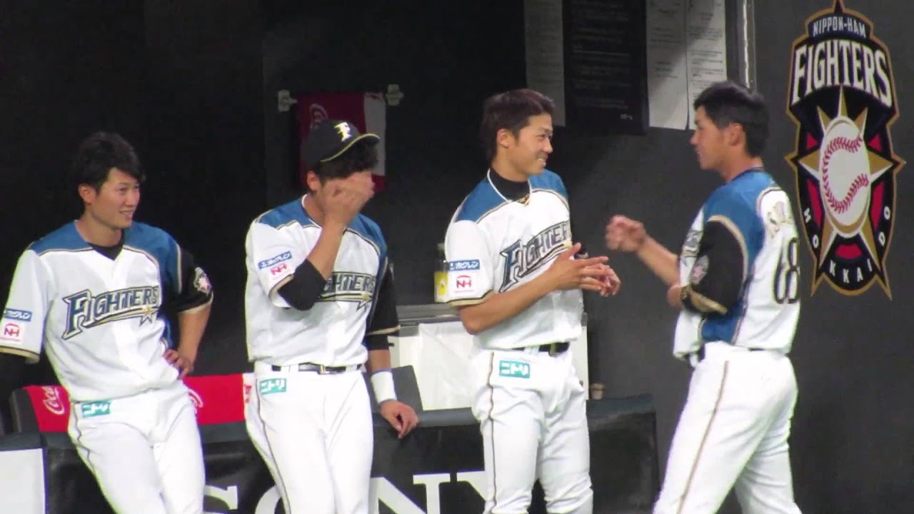160330 国歌斉唱前の和み四人組  西川遥輝 石川慎吾 中島卓也 石川亮