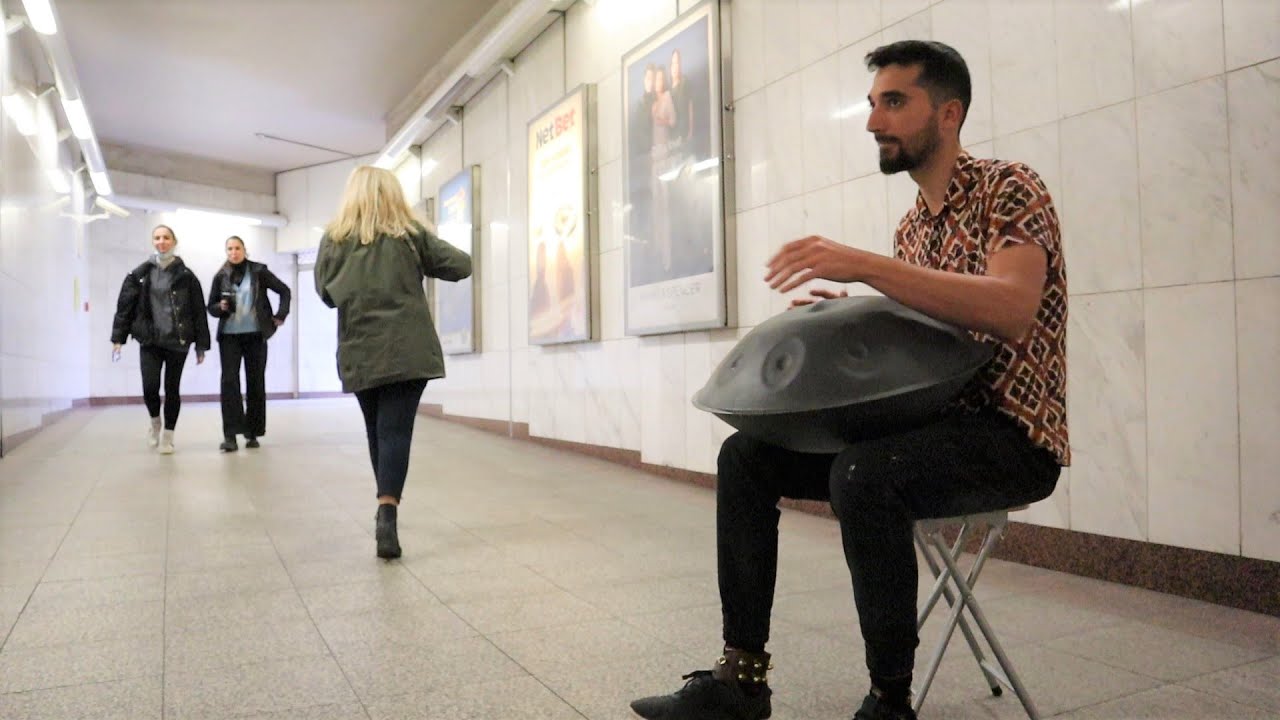 Handpan Playing inside the Metro Station (Urban and Bella Ciao Cover)