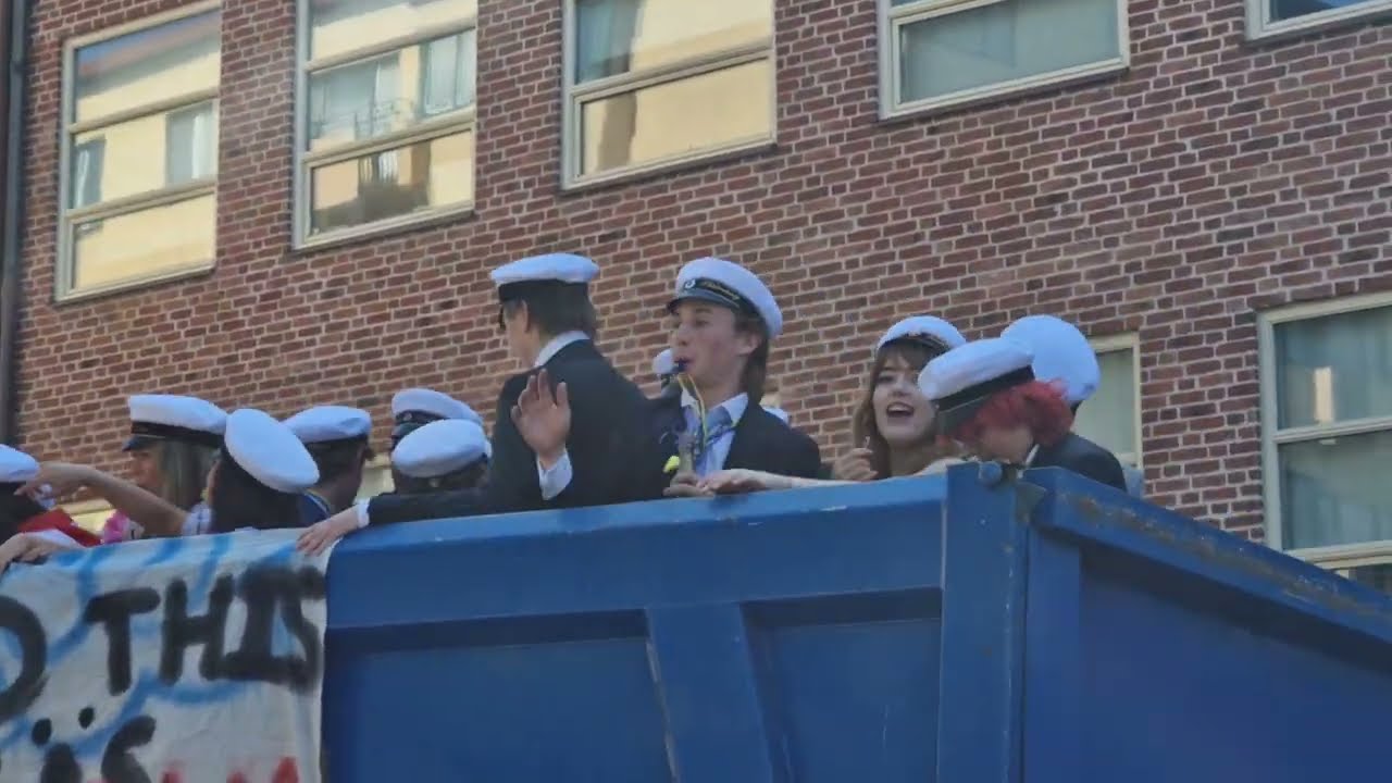 20220608 Studentflak