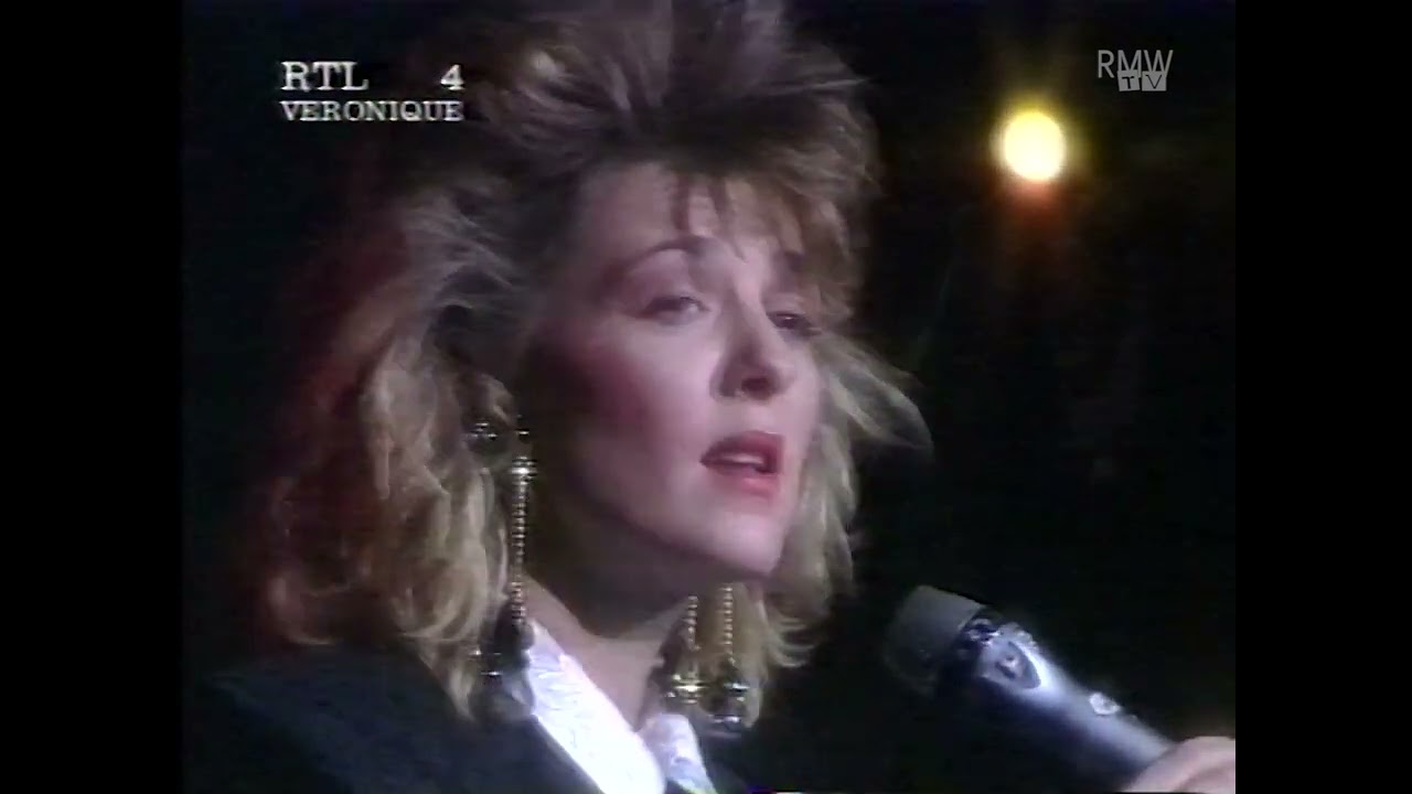 Anny Schilder (ex BZN) - You are my hero (89-816) @Volendams Kerstconcert (RTL-Veronique, 1989)