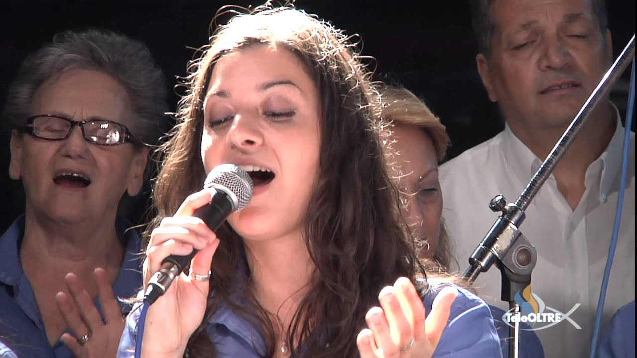 Grande Sei Dio - Cantico Cristiano Evangelico - Chiesa di Giugliano - TeleOltre