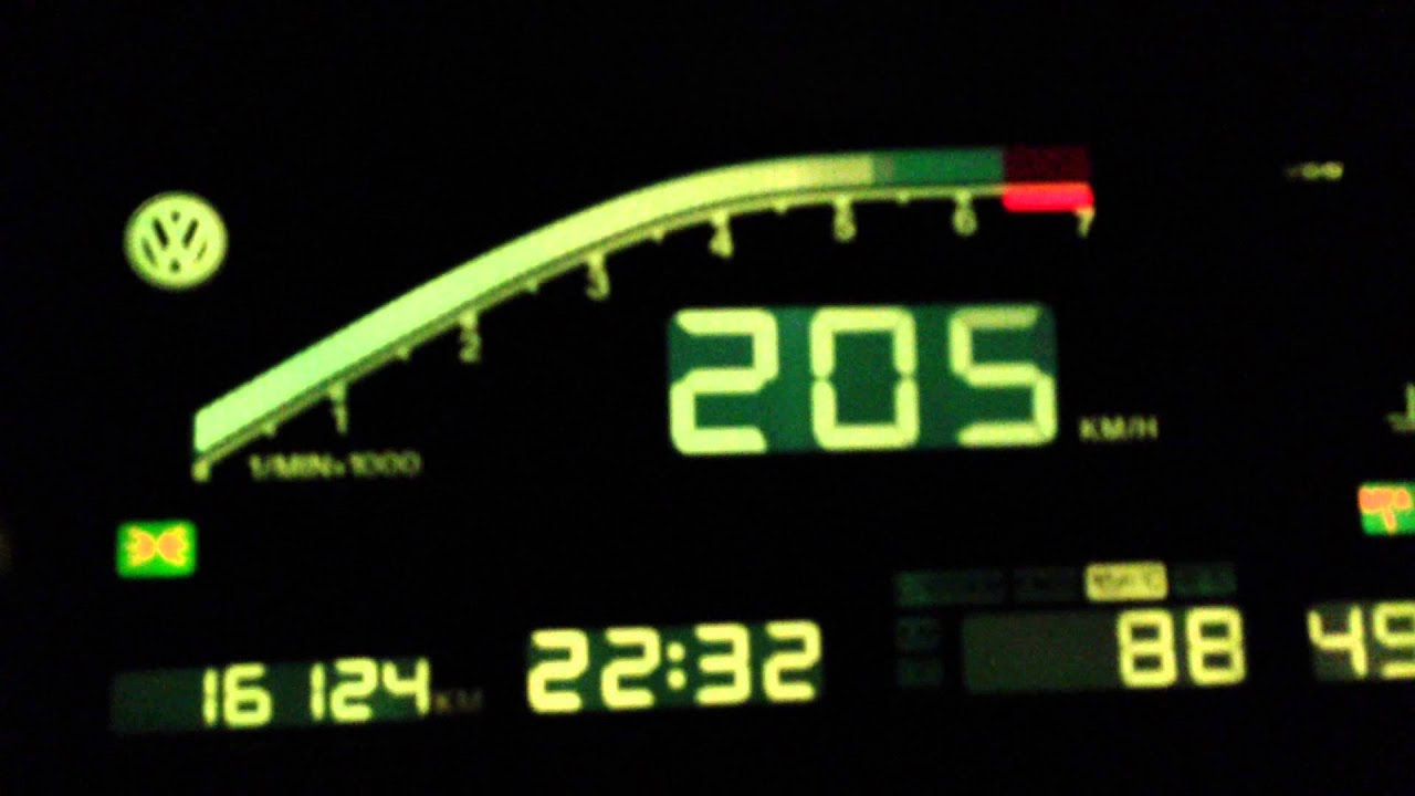 VW Golf 2 VR6 2.9l MK2 mit DigiFIZ Autobahn Vollgas im 5. Gang ab 100 km/h (Nachtfahrt)