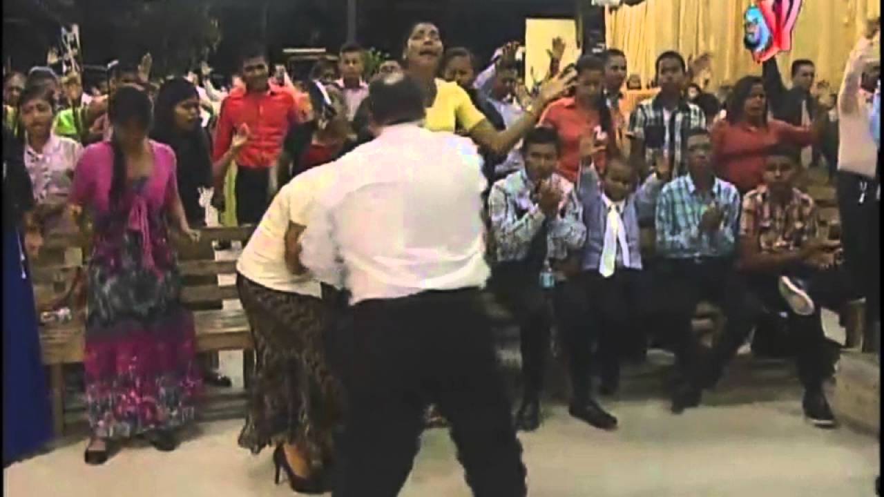 CONVENCIÓN DE JÓVENES PANAMÁ 2015 | REV. CARLOS GUERRA | ATRÉVETE A MOJARTE LOS PIES
