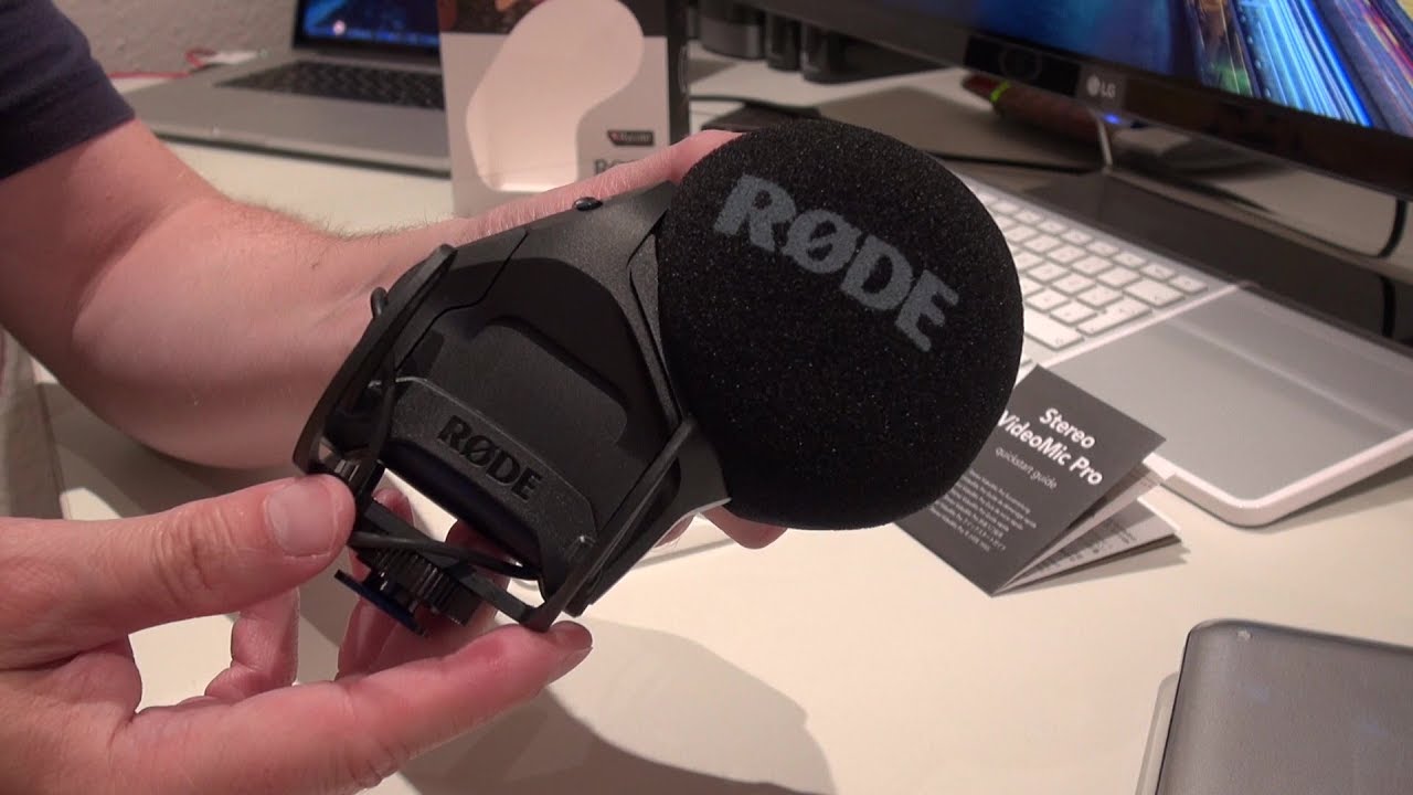 R&Oslash;DE - Stereo VideoMic Pro - Unboxing - MusicVersion