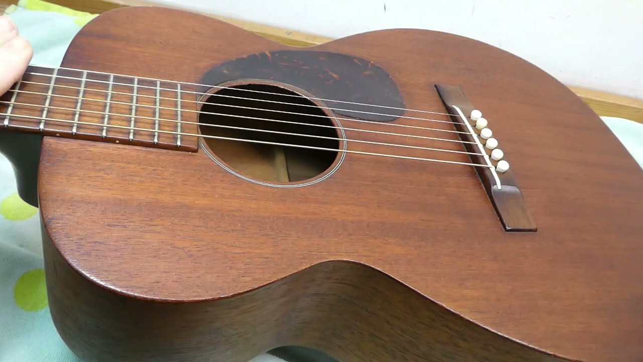 This Guitar Smells of Rich Mahogany.