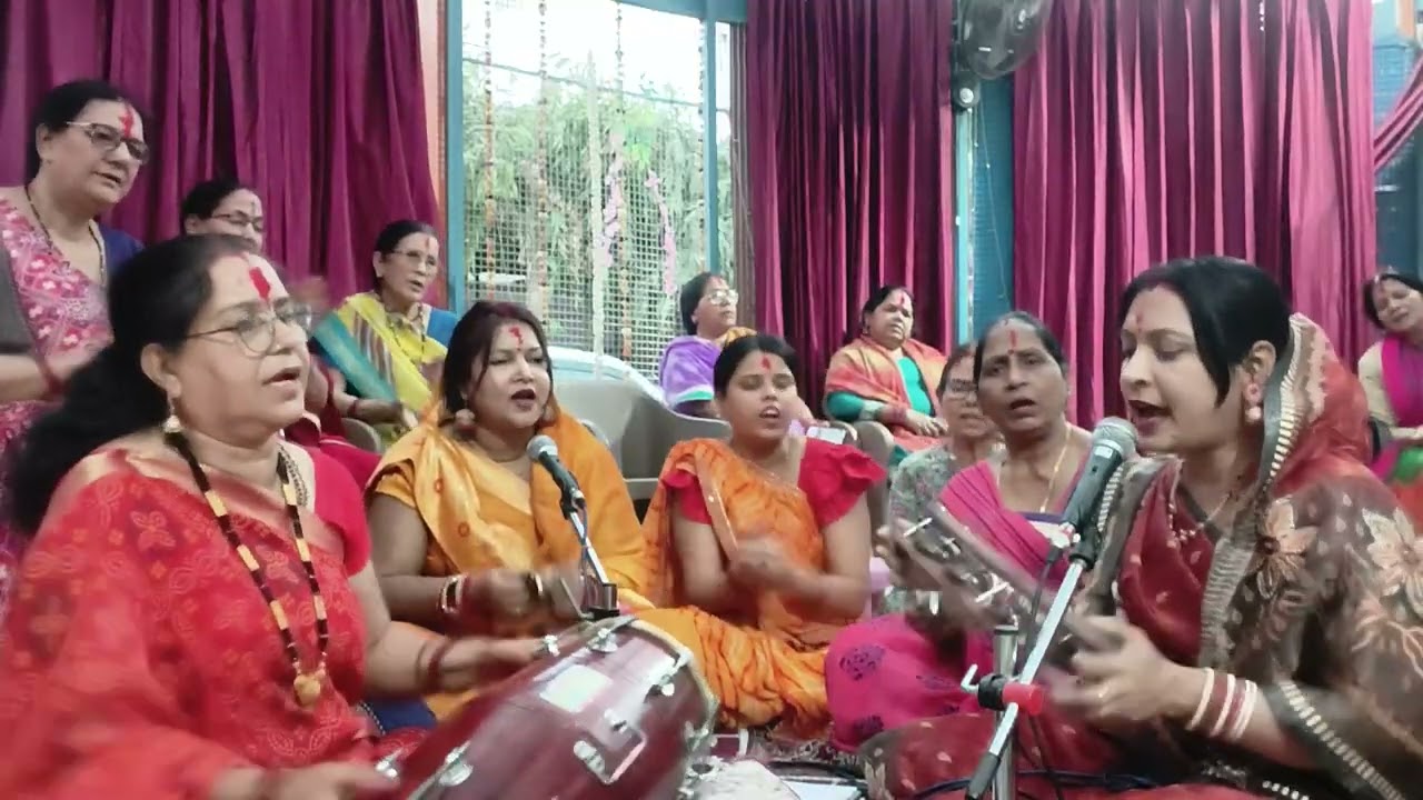 #_Shiv ji ka Holi bhajan 🌹सखी ऐसा गुलाल 🥀 मंगाई दो मुझे 🌷भोले के रंग में रंगाई दो 🥀