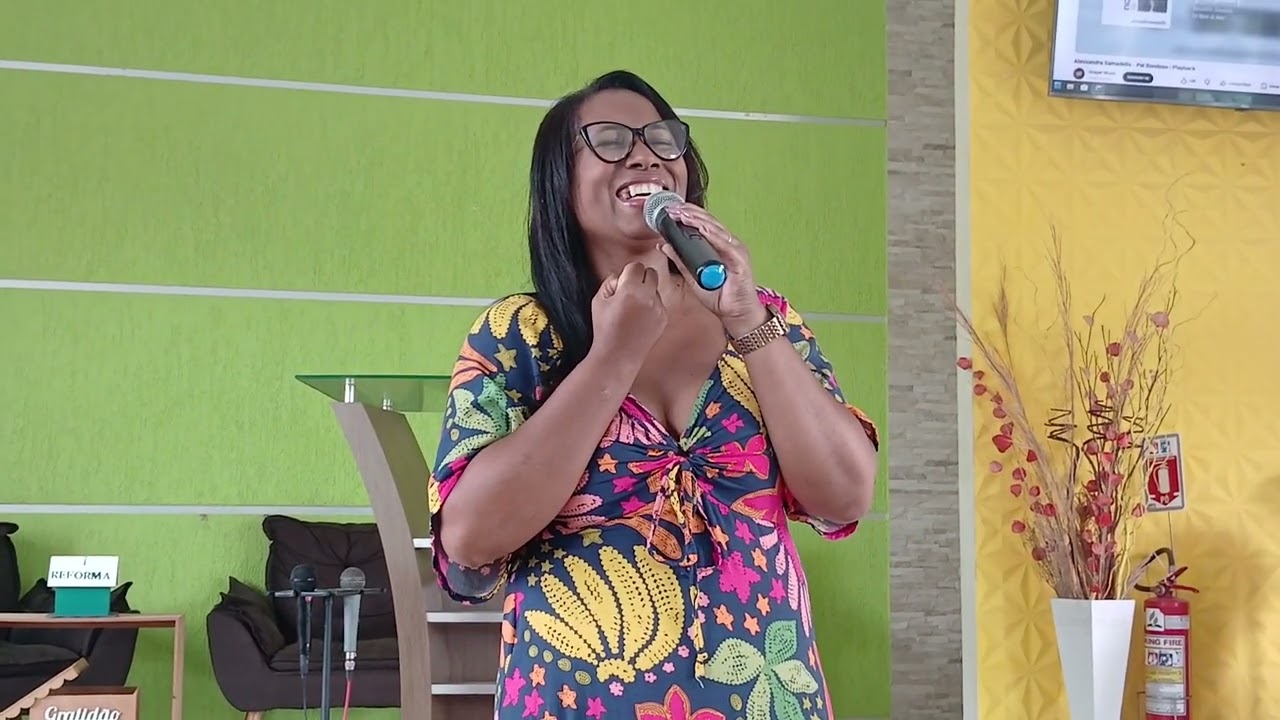 Pai Bondoso cover @alessandrasamadello com Adriane