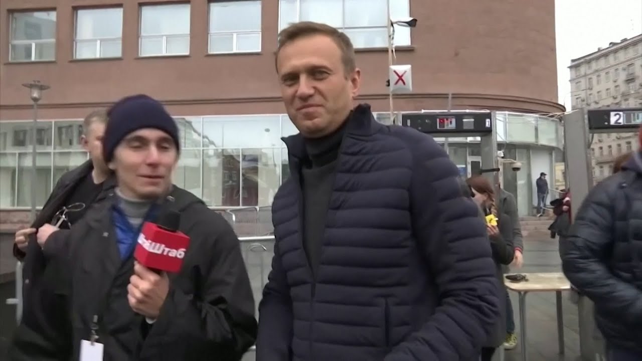 Lider rosyjskiej opozycji Aleksiej Nawalny otruty. Rywal Putina walczy o życie