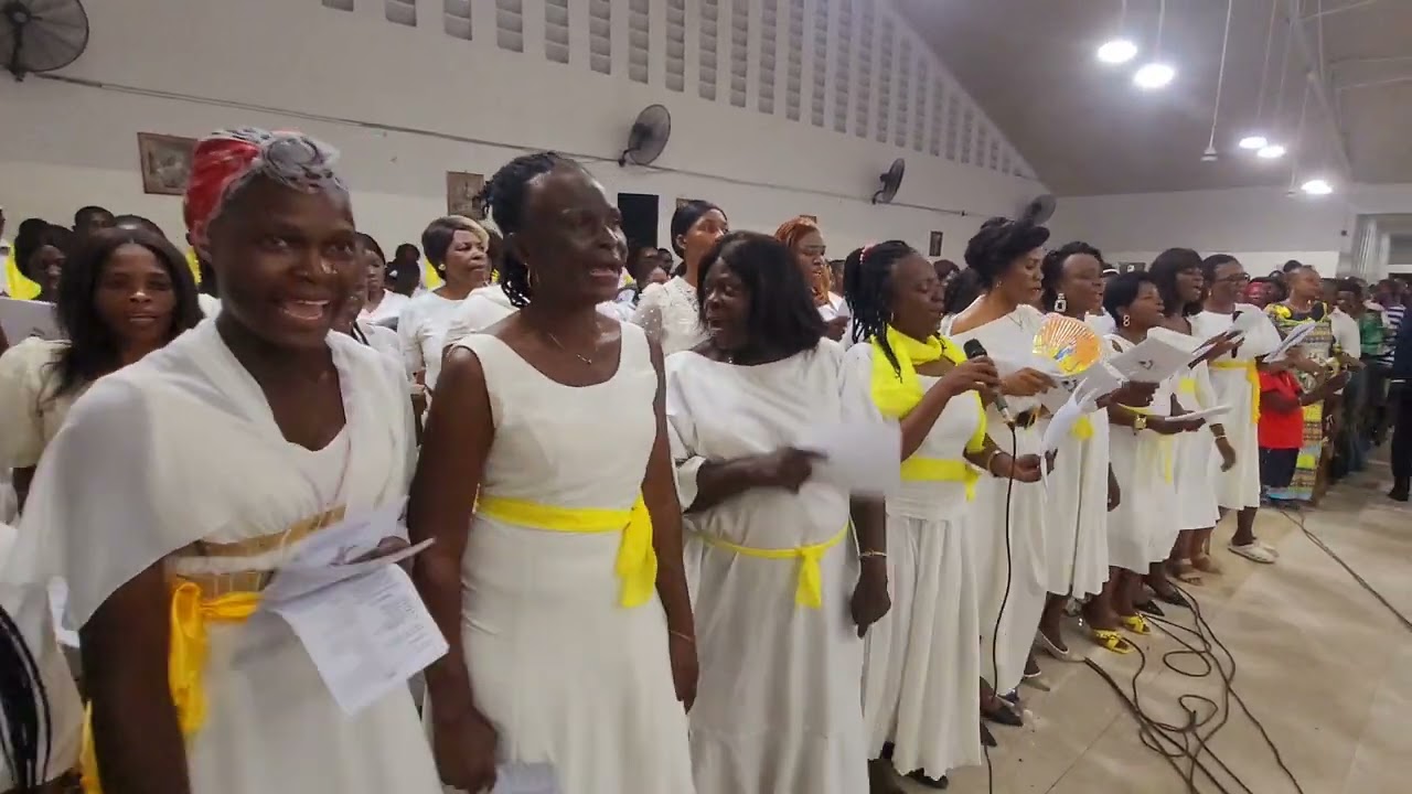 Messe Samedi Saint paroisse Saint Michel Bandal 2024