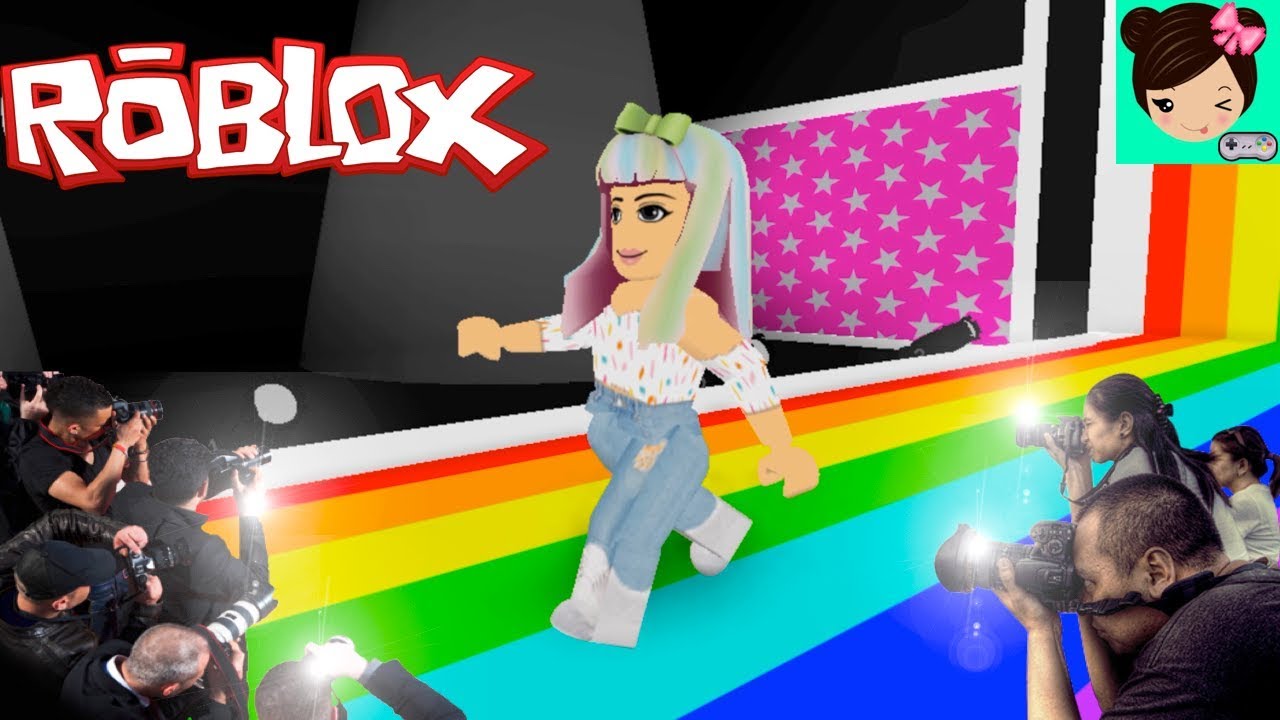 Walking in Roblox Fashion Frenzy with Titi Juegos