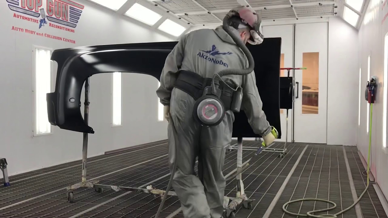 Spraying Black Dually Bedside. Gen Verde Solvent