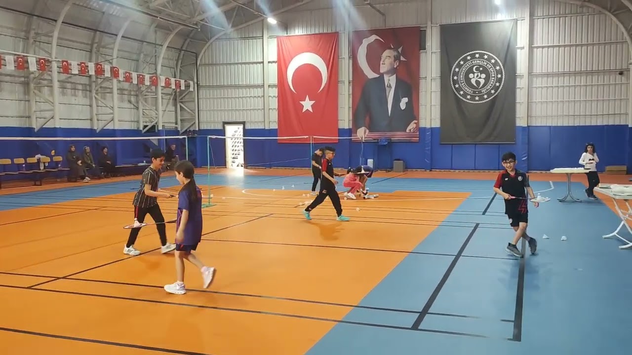 BADMİNTON RAKET TUTUŞU İÇİN ÖRNEKLER