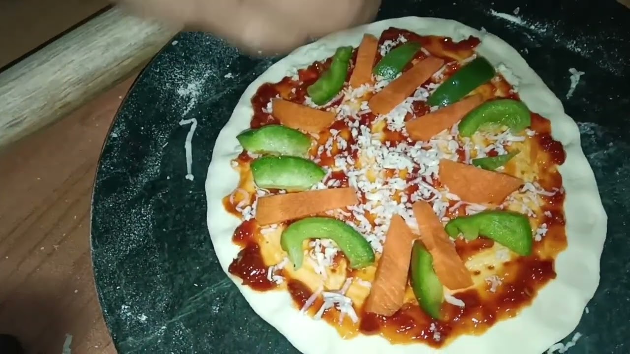 Pizza #youtubeviral #youtubevideo##pihuvlog 🍕🍕🍕