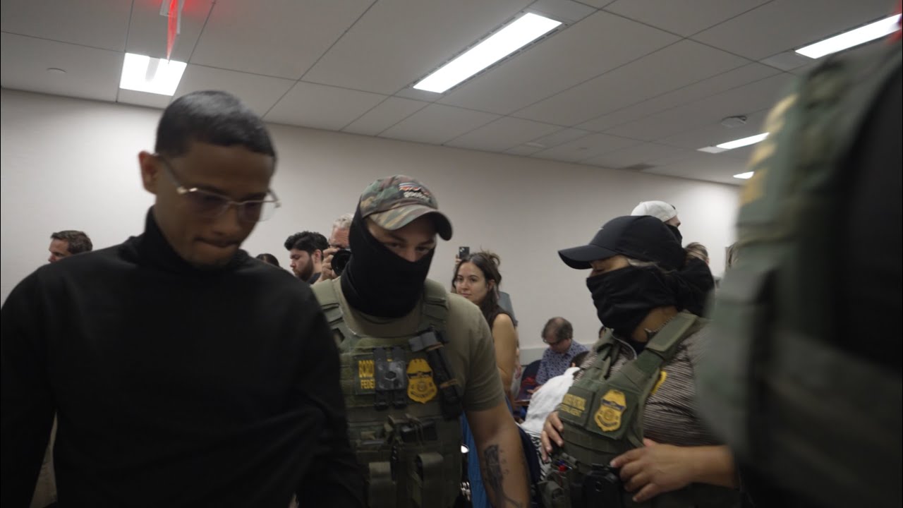 NYC officials visit immigration court where migrants keep being detained for deportations