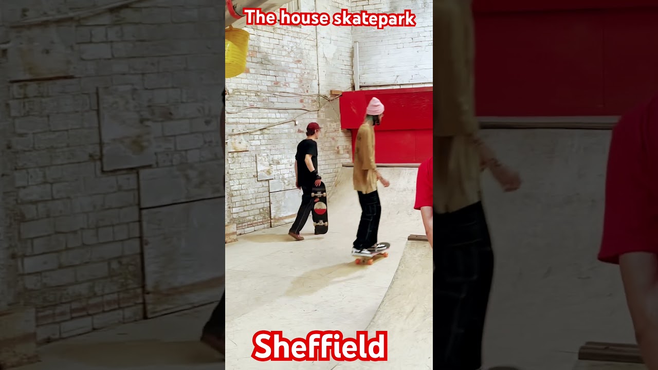 UNBELIEVABLE SKATEBOARDING SKILLS #skateboarding #youtubeshorts #contentcreator