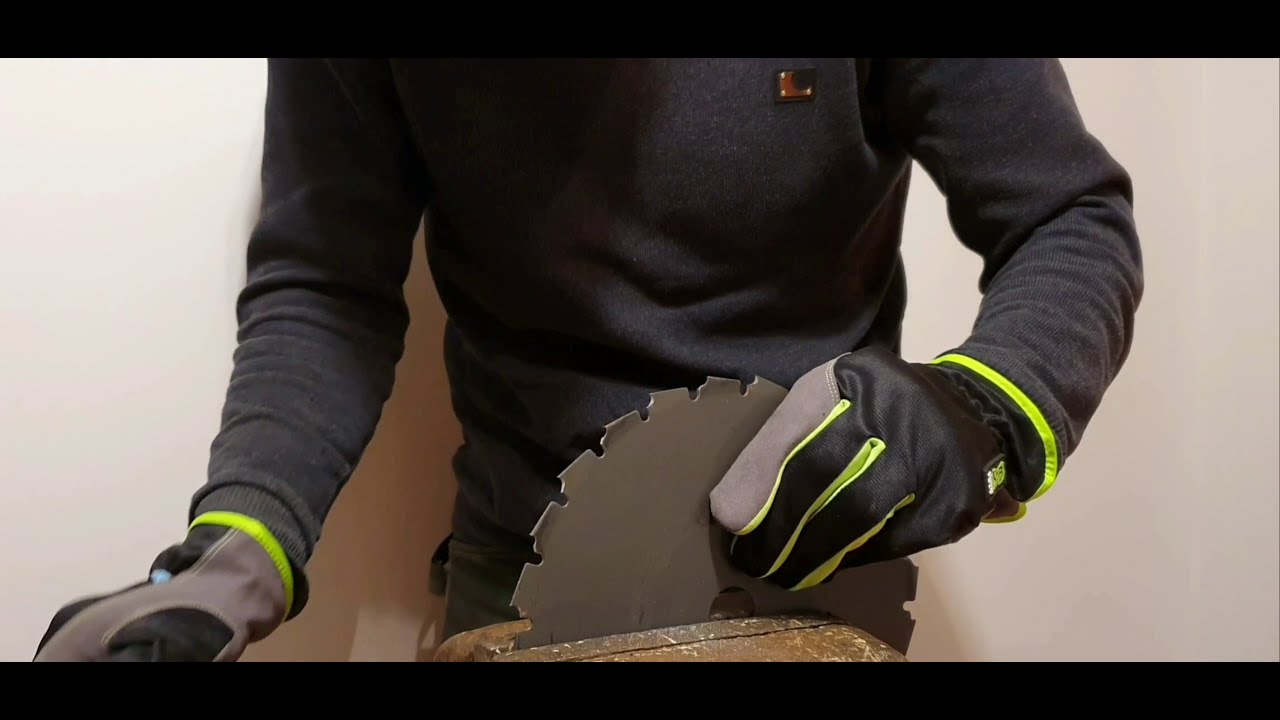 Husqvarna | Taking Care of the Brushcutter Saw Blade.