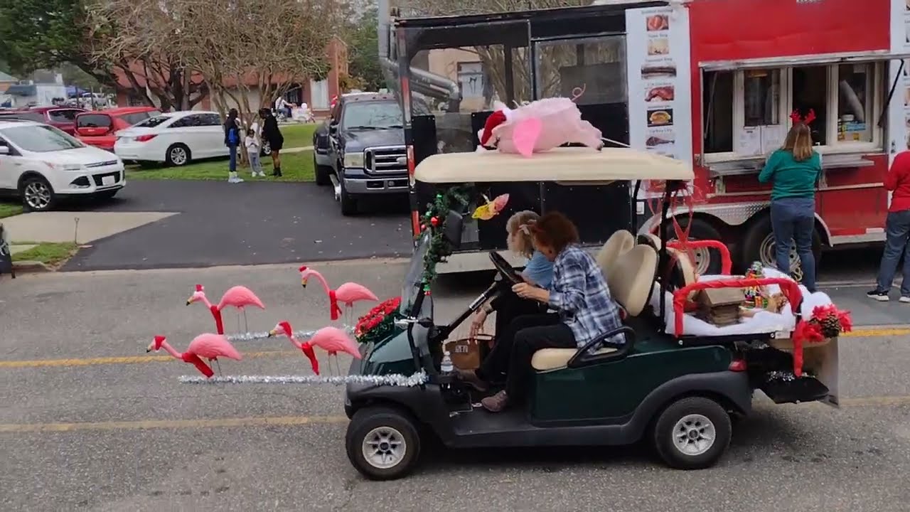 Lawnmower and Golf Cart Christmas Parade - Havana, Florida 2022