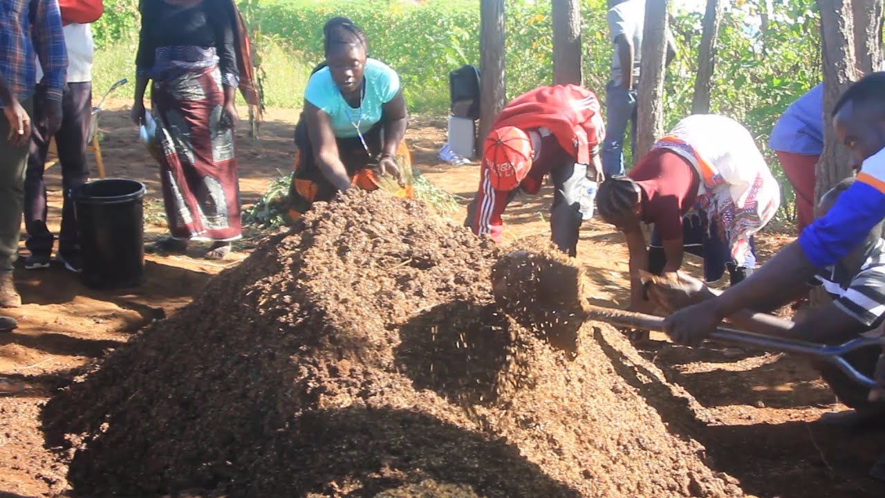 JINSI ya Utengenezaji wa MBOLEA ya Asili Aina ya BOKASHI "Matumizi Yake, Utuzaji" Hizi ni Faida Zake