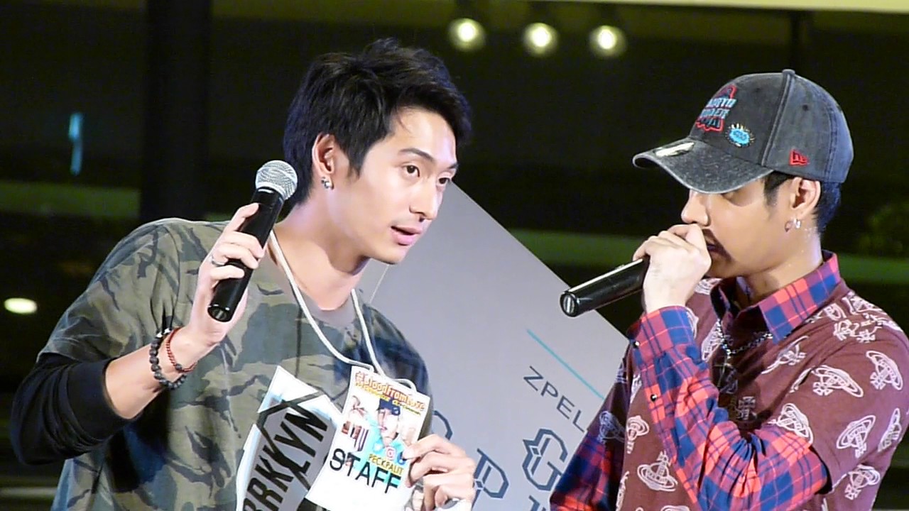 เป๊ก ผลิตโชค ไม่มีใครรู้ (พูดคุย+ยิงหัวใจเล่นกับ FC )งาน Grand Splendor@Future Park