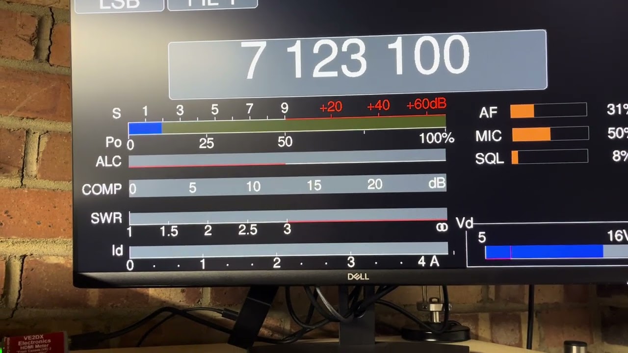 Icom 705 with VE2DX HDMI connection  #icom