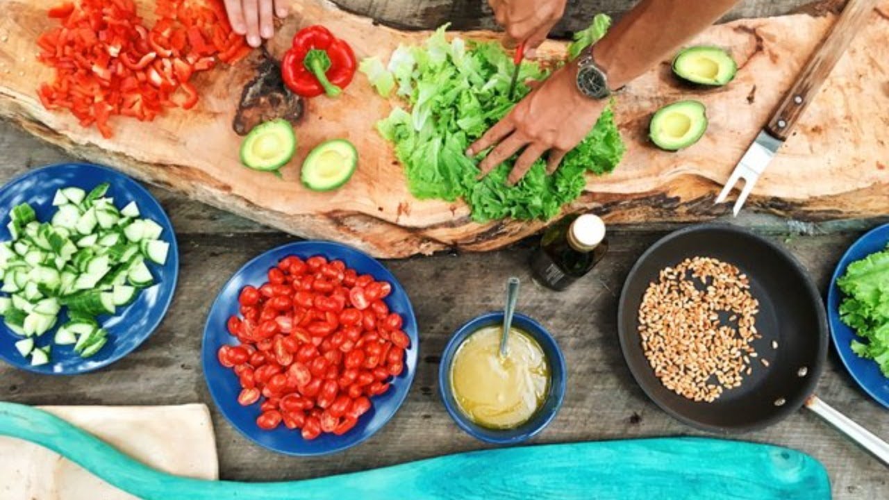My Weight Live: Food Fads and Nutrition : Fact vs. Fiction