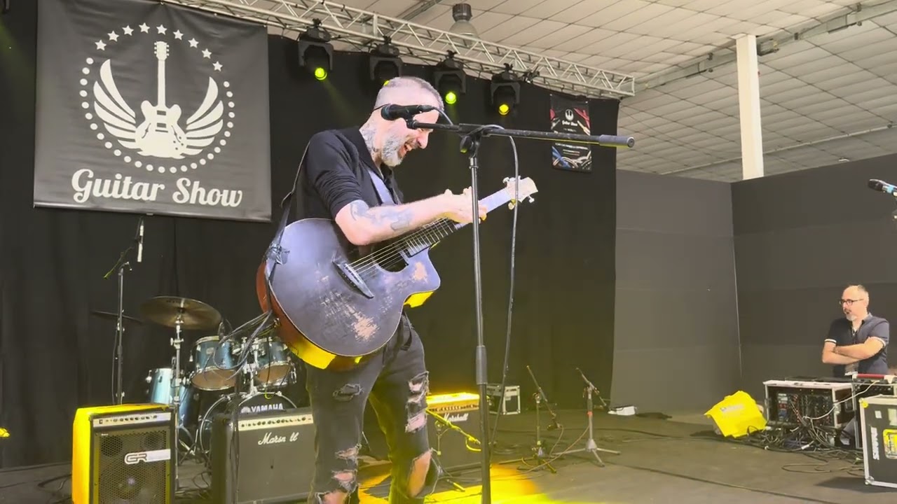 Jon Gomm live May 2024