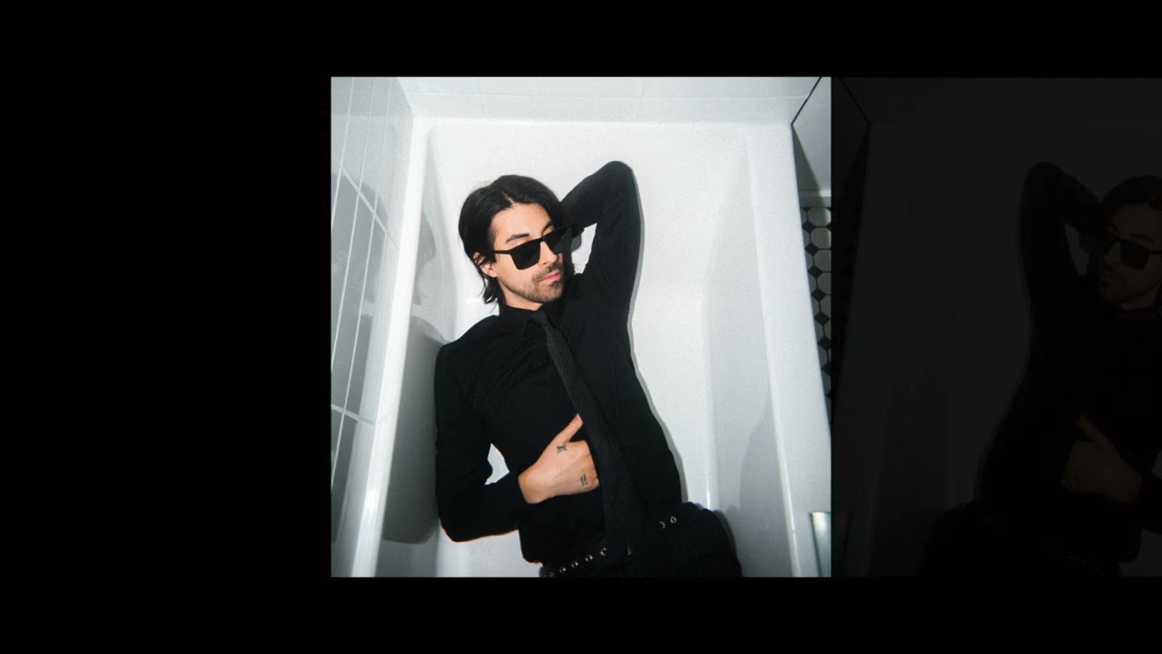 Dutch Melrose - MARIETTE (Official Audio)