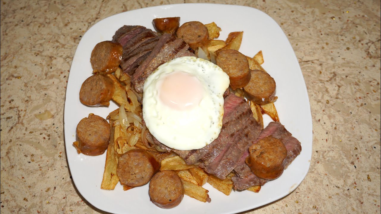 CHORRILLANA DE CARNE ASADA Y CHORIZO