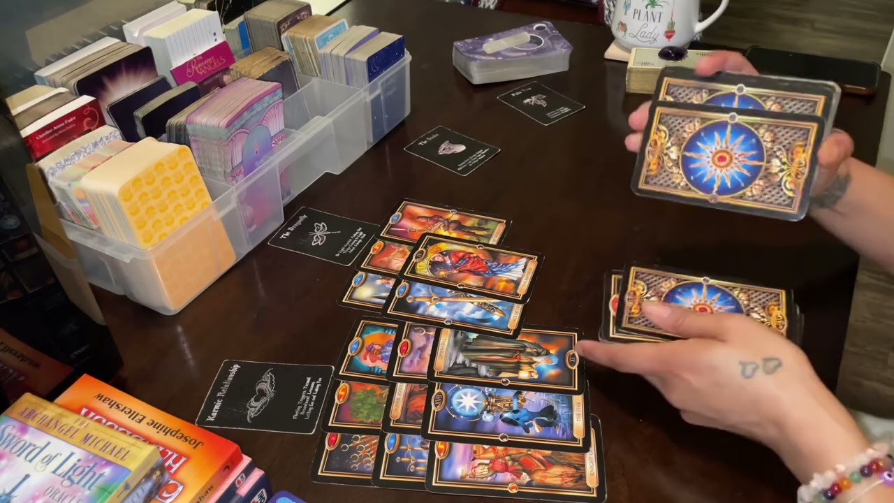 Capricorn♑️ A Karmic Has Been Defeated😵‍💫& Someone Is Awakened To This Connection♥️