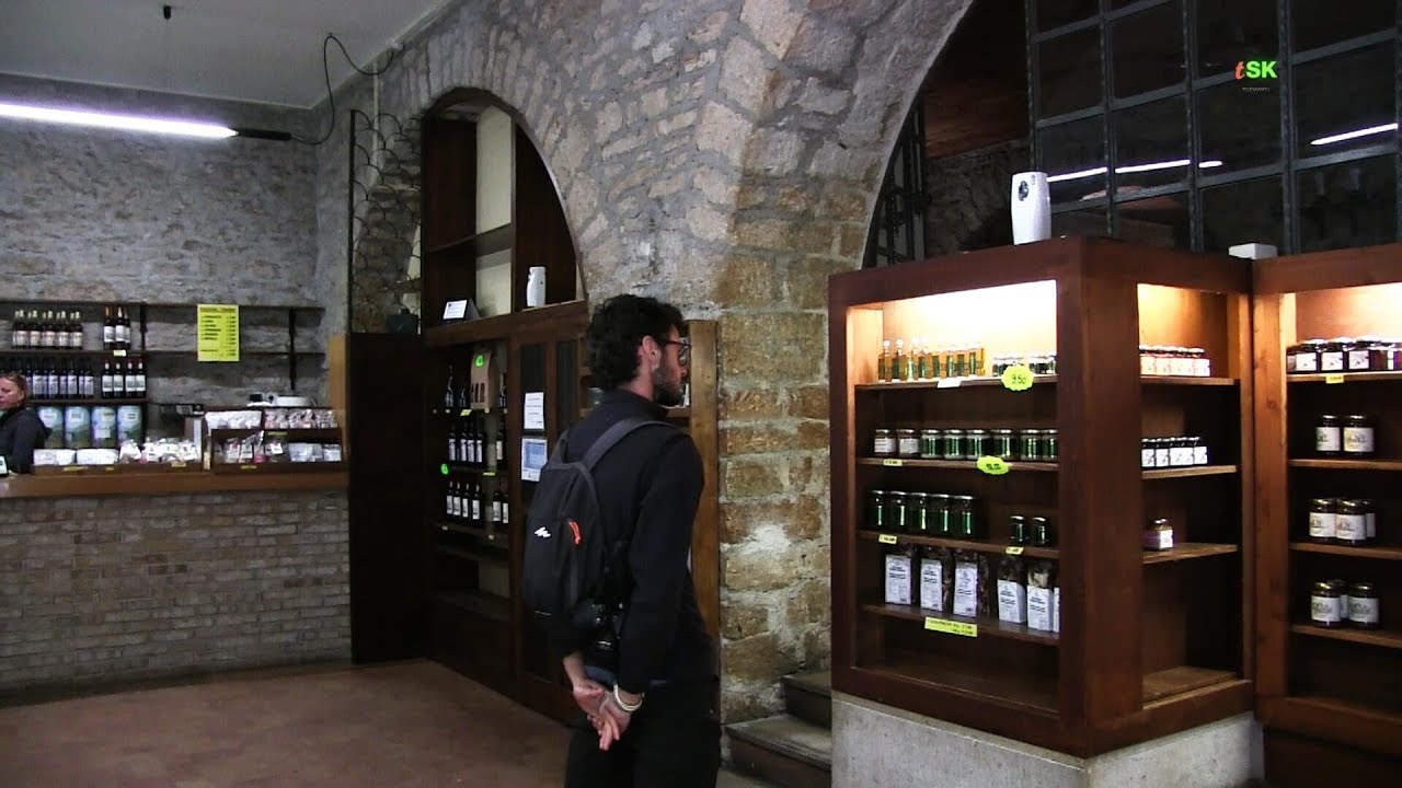 Eremo di Fonte Avellana: una breve sosta al bar by TSK