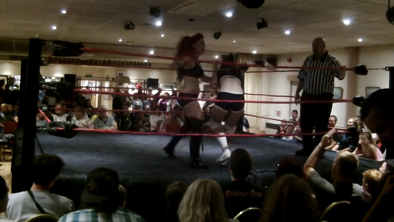 Skarlett Vs Zoe Lucas