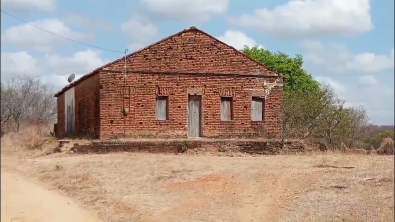Casinha Velha Que ficou para traz no Sertão Nordestino, estradas do Nordeste,  Gendilson