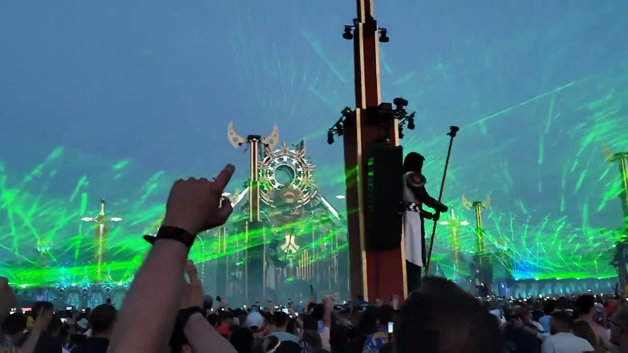 Defqon.1 2025 Saturday Endshow Galactixx & Ecstatic - Hurt