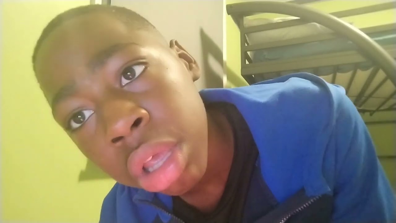 Je pose des question à @thebigjunii 