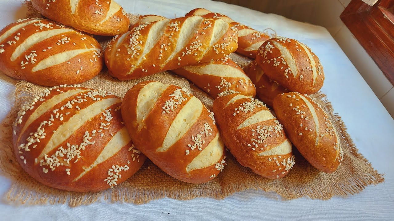 الخبز لمصلوق الالماني كلمة رااائع قيلة في حقو