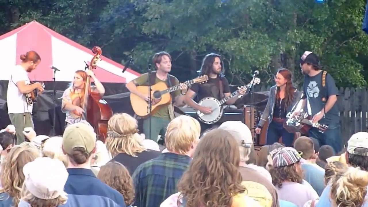 Billy Strings w/Lindsay Lou & Anders Beck 