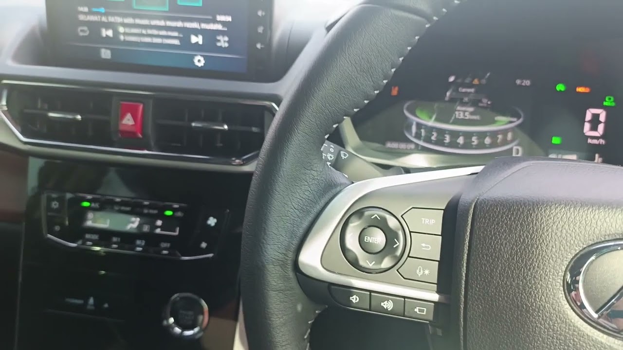 Senang je nak guna autohold + start stop ni, sangat membantu dan senang untuk drive.