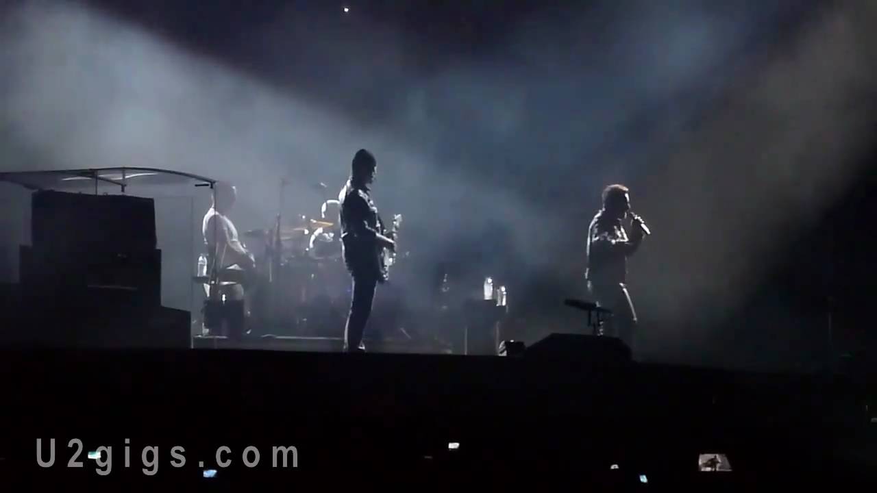 U2 La Plata 2011-03-30 I Still Haven't Found What I'm Looking For - U2gigs.com