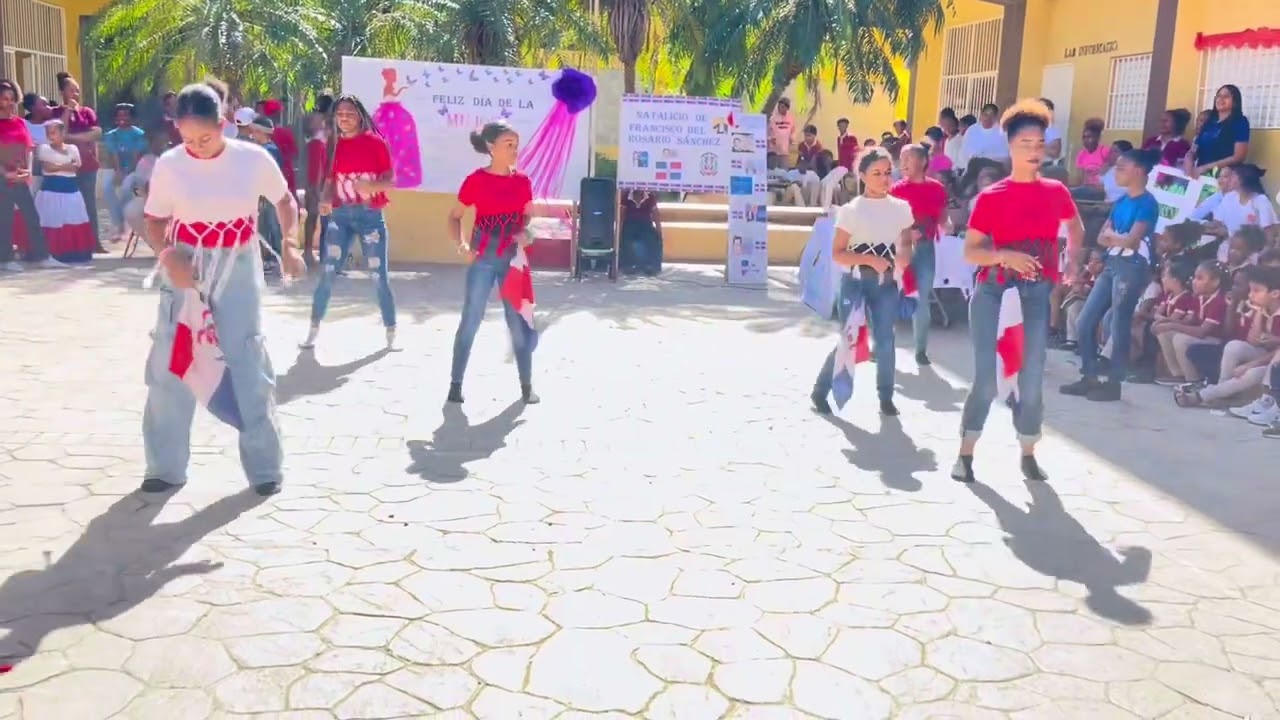 Bailes Dominicanos, Escuela Casa De Los Niños