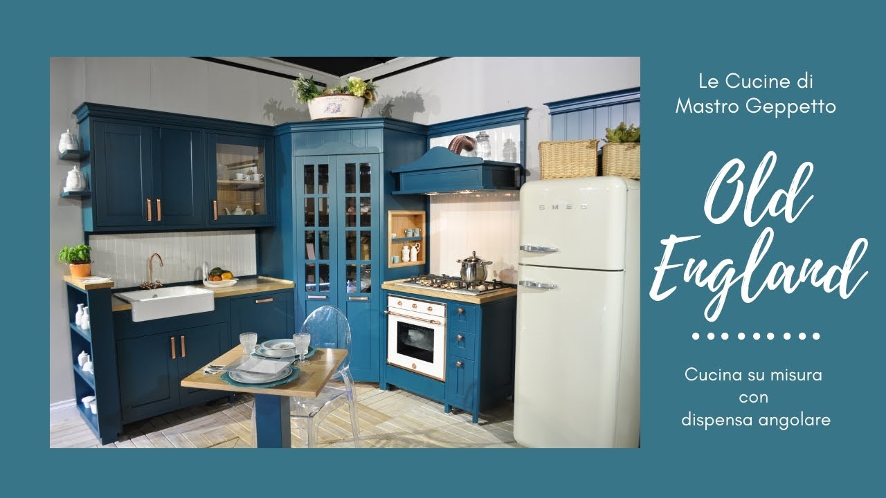 Mastro Geppetto - Cucina Old England su misura - _Cucina con dispensa angolare