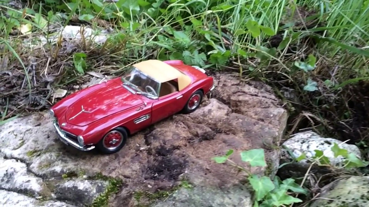 BMW 507 1955 1:18 scale (Revell)