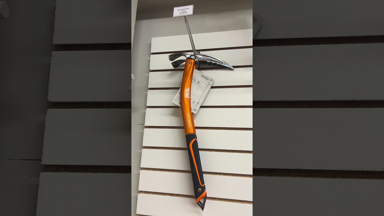 Straight vs. Curved Ice Axe - #iceaxe #mountaineering #climbing #alpineclimbing #alpinism #climb