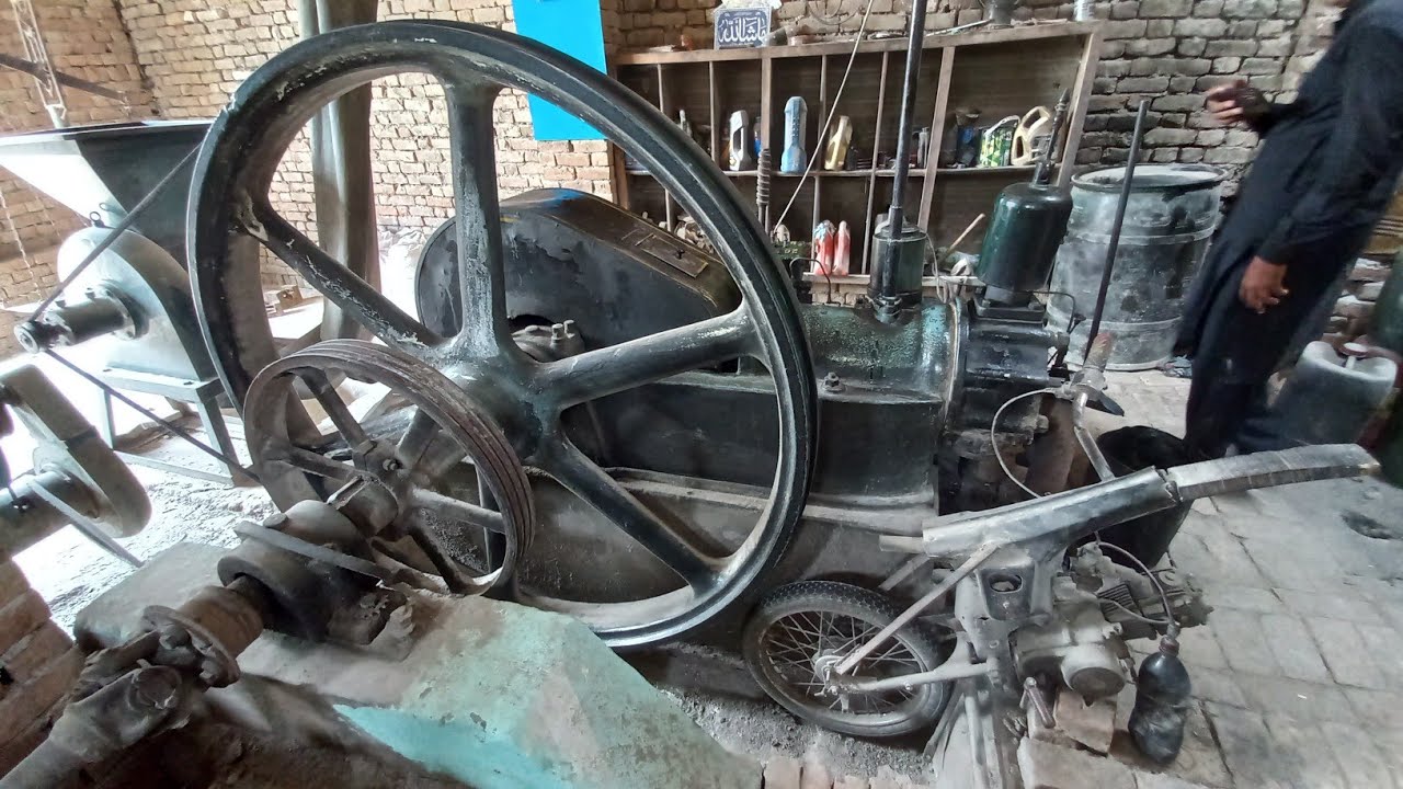 Starting the Diesel Desi Old Ruston Engine || Best Sound Old Diesel Black Engine #oldblackengine