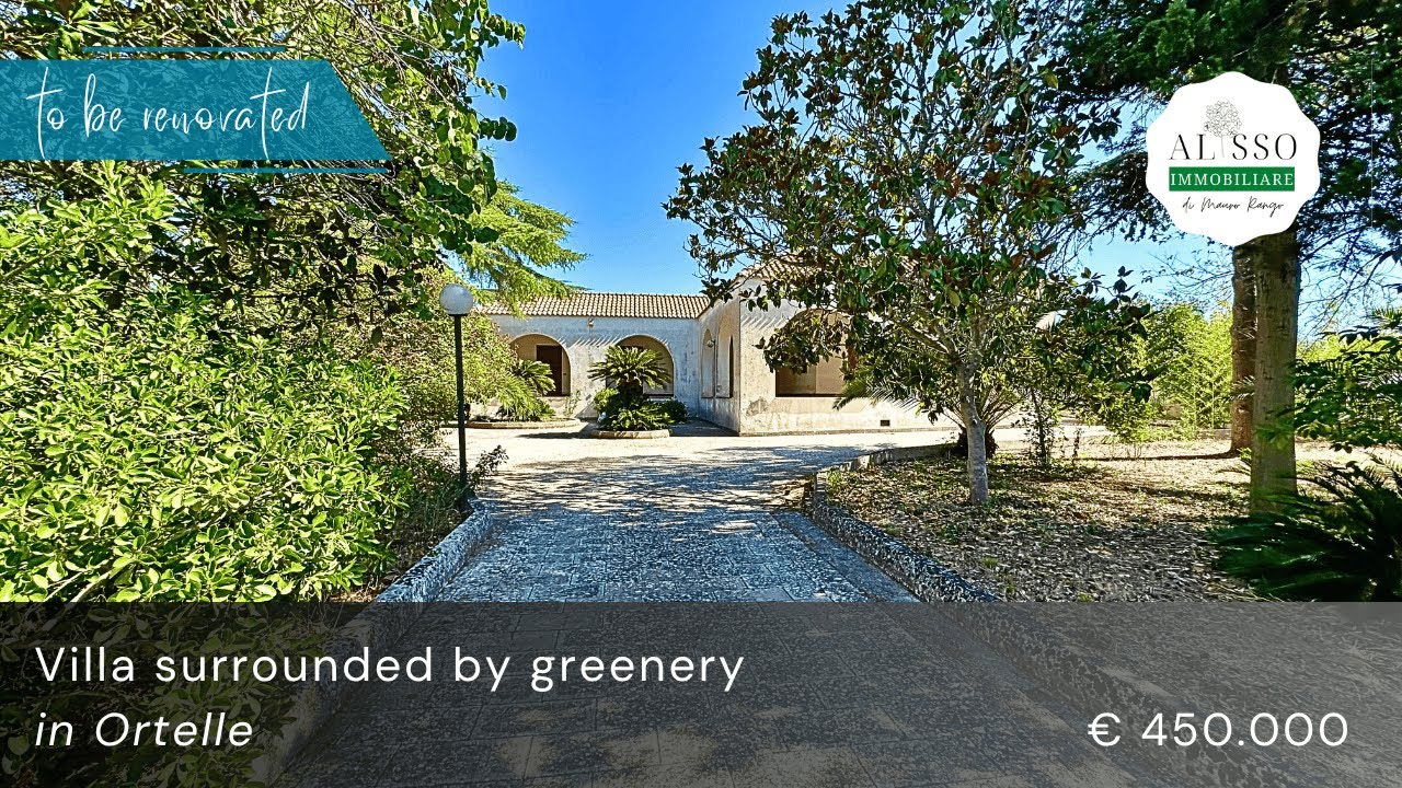 Villa surrounded by greenery in Ortelle, just a few minutes from the sea of Castro