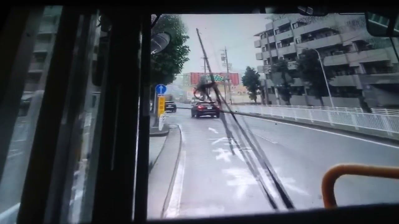 名古屋市営バス徳重巡回系統滝の水一丁目、大清水経由藤田医科大学病院行き　　地下鉄徳重北→滝の水公園