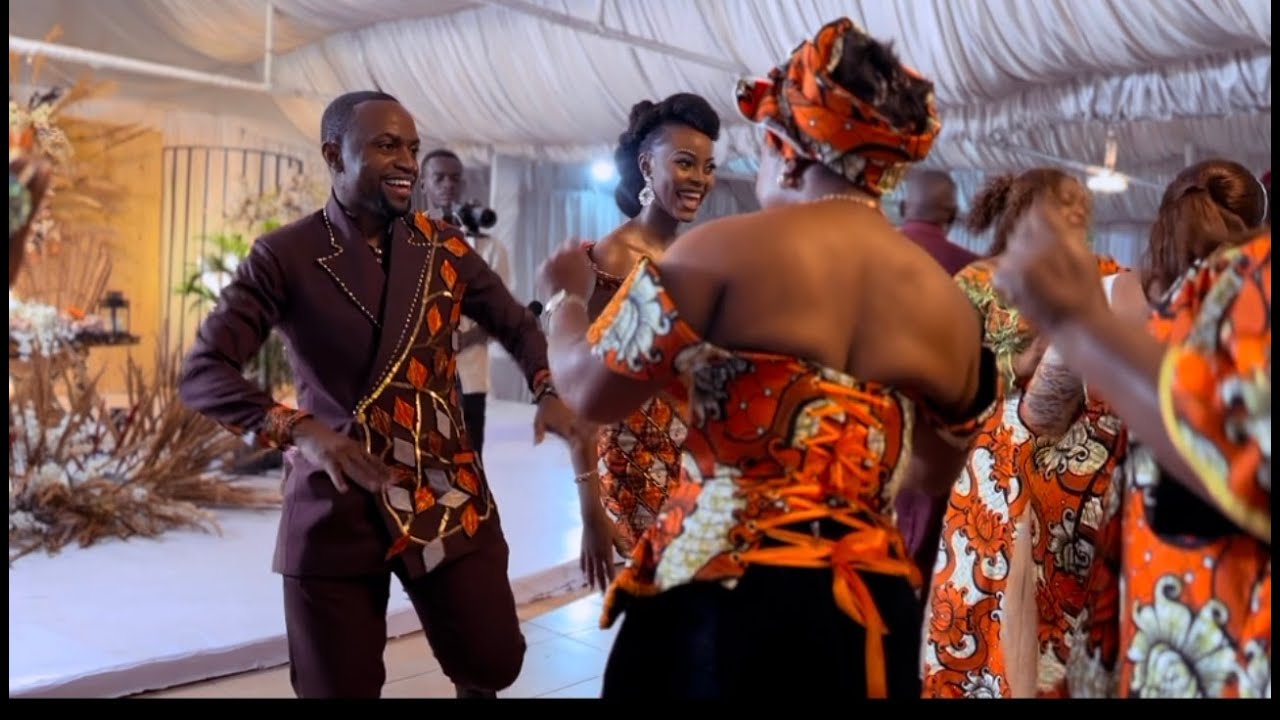 Célébration de l'Amour : Mariage de Gatsby et Plamedi