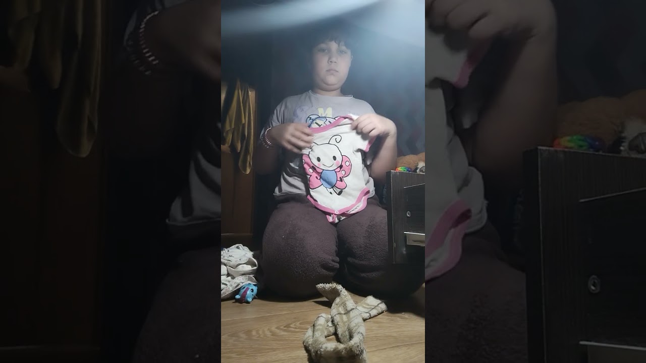 Прибераемся в шкафу Мішельки😘
