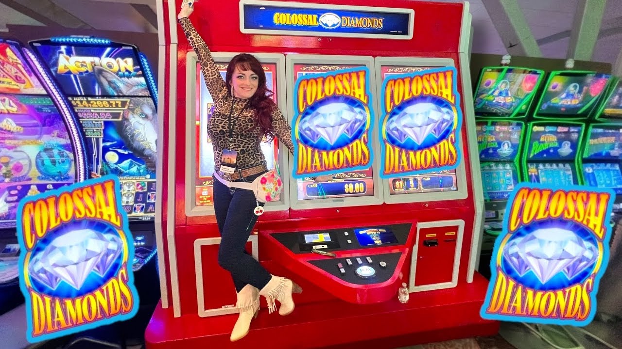 Does Size Matter in California? I Found a Colossal Diamonds 3-ReeL!!