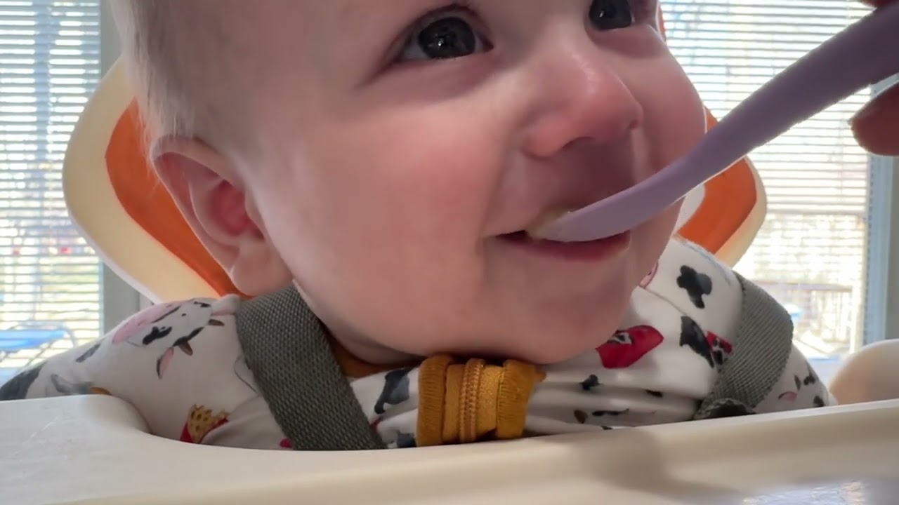 Trying apples